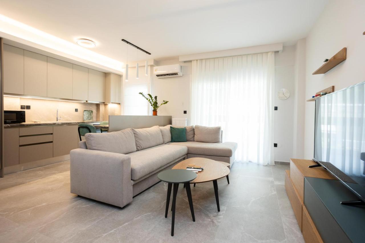 Elegance Apartment 2 Bedroom Suites Солун Екстериор снимка