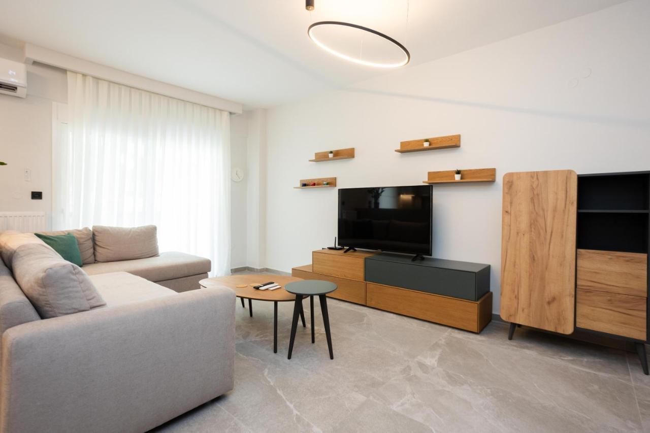 Elegance Apartment 2 Bedroom Suites Солун Екстериор снимка