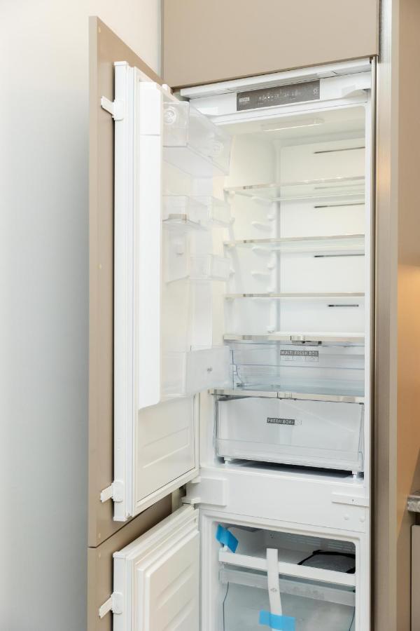 Elegance Apartment 2 Bedroom Suites Солун Екстериор снимка