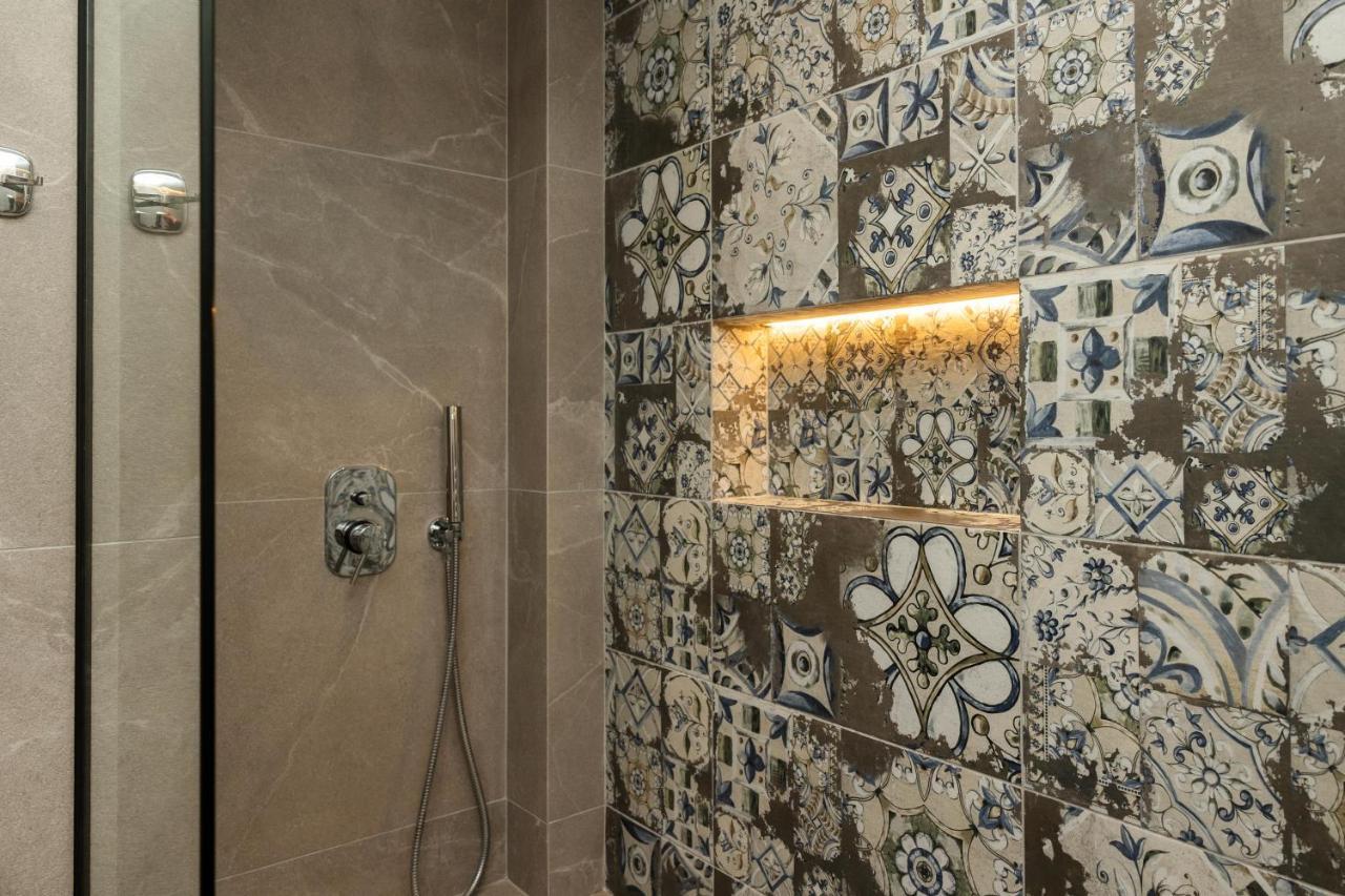 Elegance Apartment 2 Bedroom Suites Солун Екстериор снимка