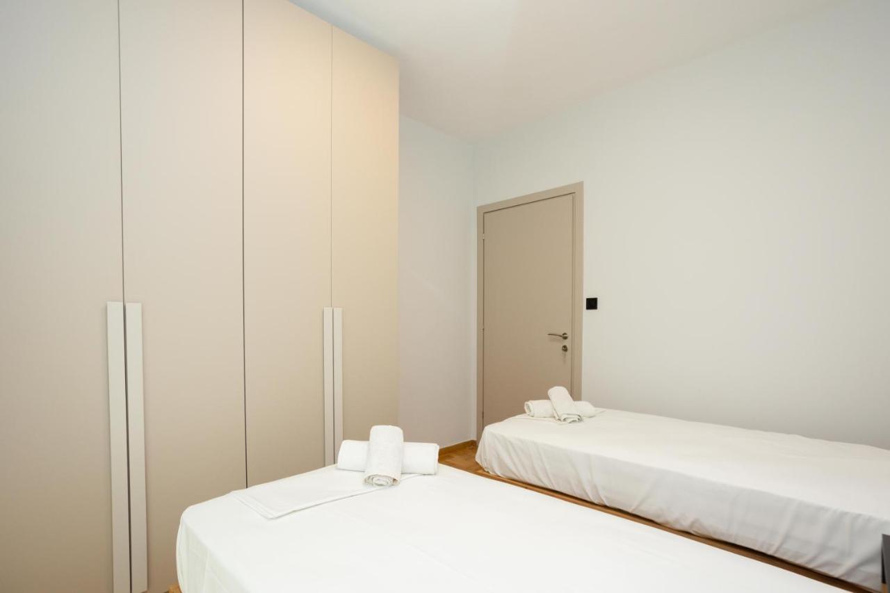 Elegance Apartment 2 Bedroom Suites Солун Екстериор снимка